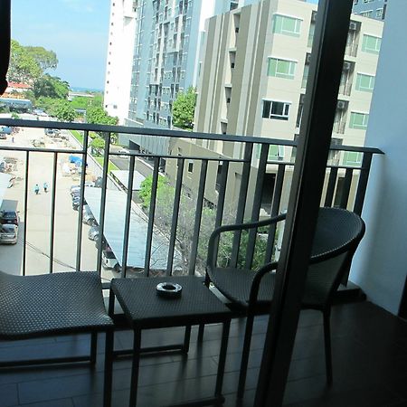 March Hotel Pattaya Dış mekan fotoğraf